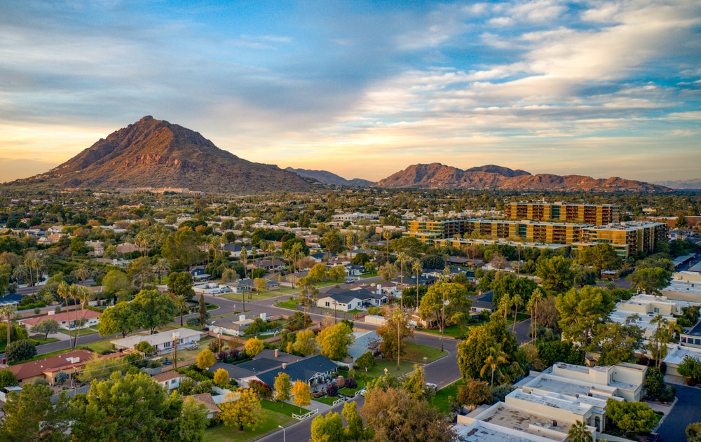 Urban,Sunset,Over,Downtown,Scottsdale,Arizona