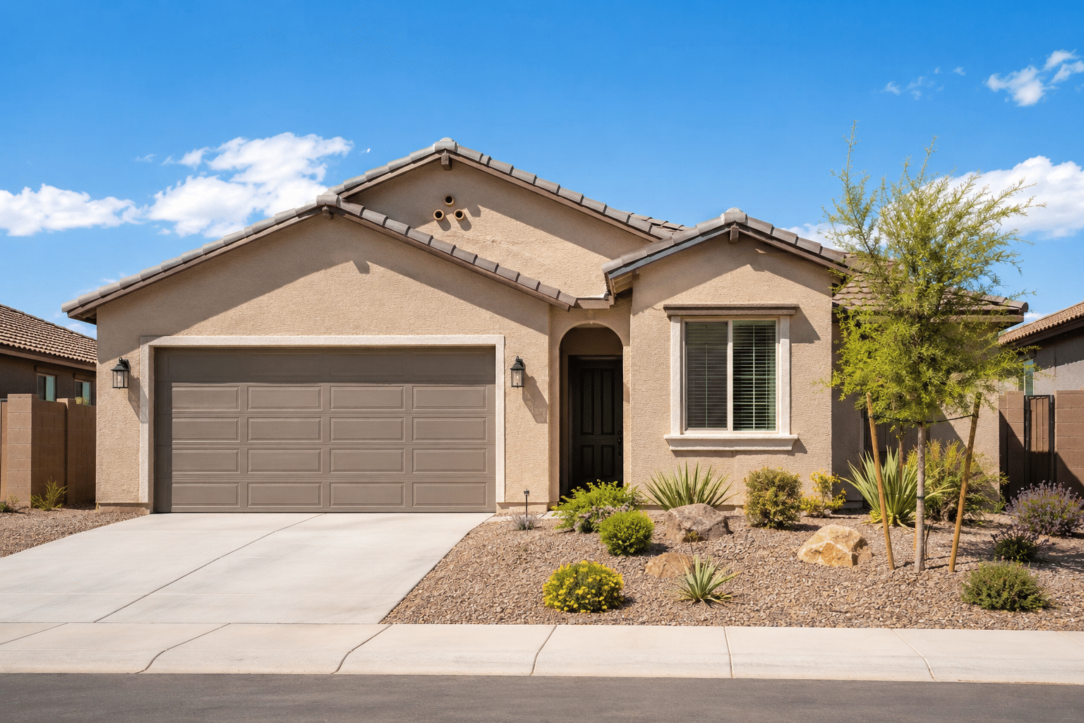 Martin Valley Coolidge AZ D.R. Horton homes for sale exterior view